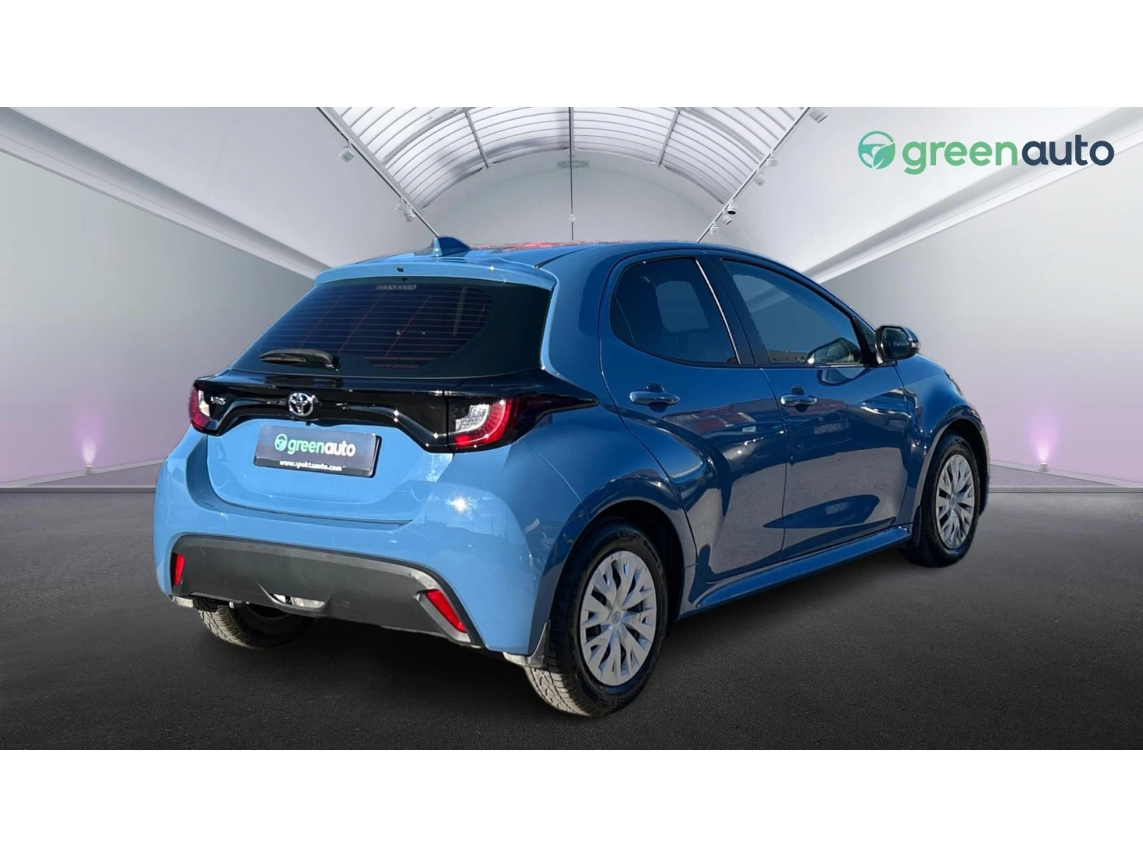 Toyota Yaris 1.5i M/T, Месечна вноска от 344 лв. - изображение 2