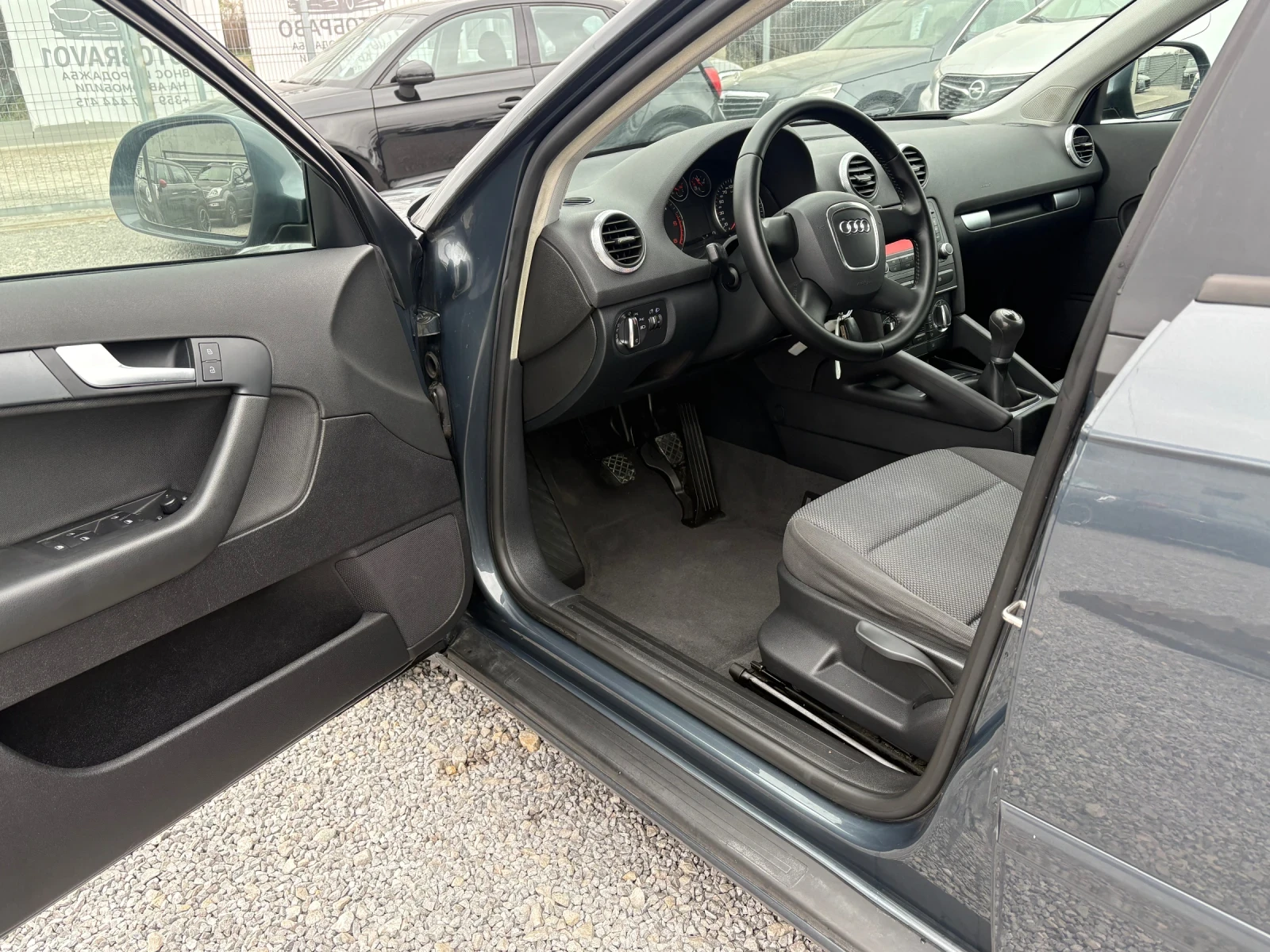 Audi A3 2.0 TDI-140кс., снимка 14 - Автомобили и джипове - 53531714