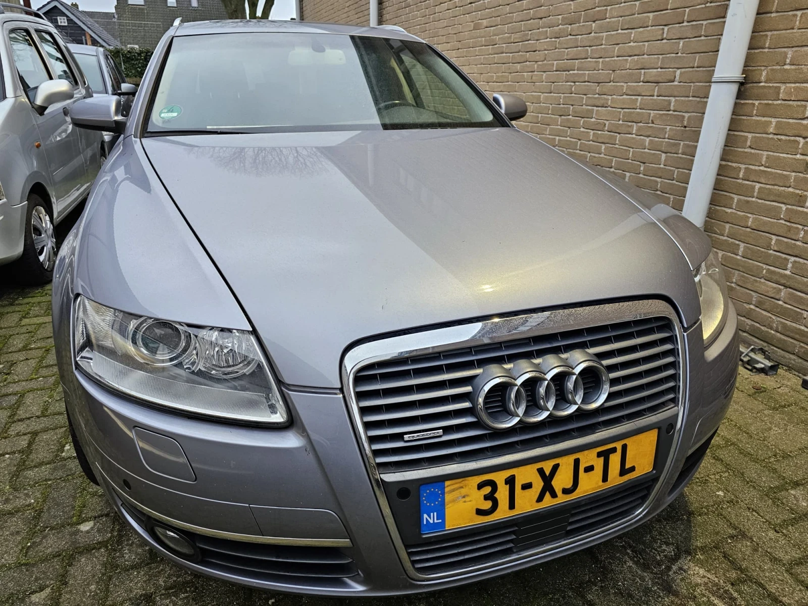 Audi A6 4.2