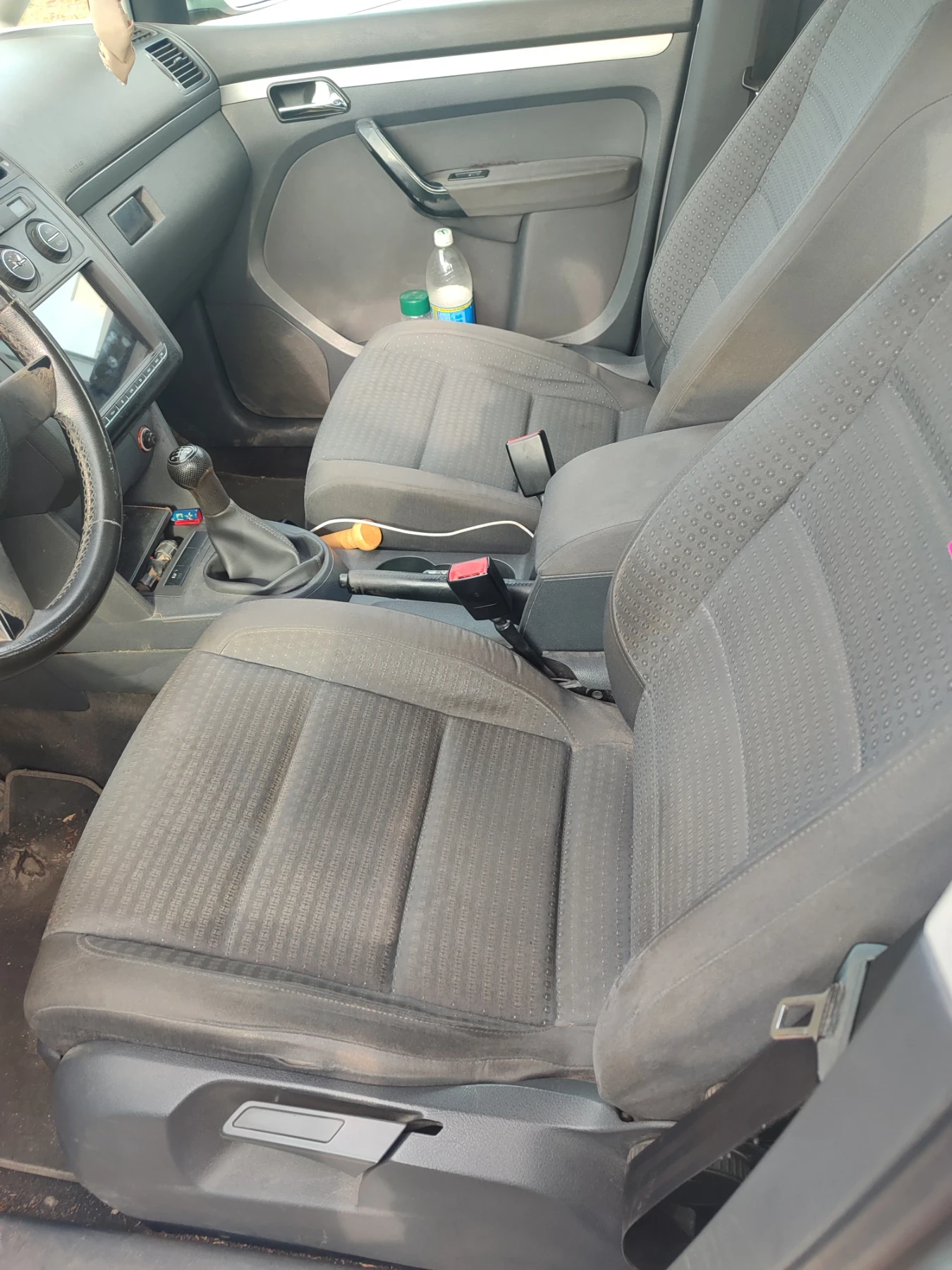 VW Touran, снимка 5 - Автомобили и джипове - 54037306