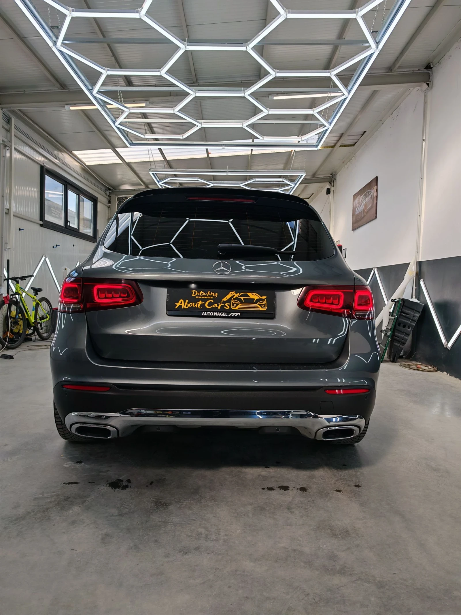 Mercedes-Benz GLC 250, снимка 3 - Автомобили и джипове - 54045641