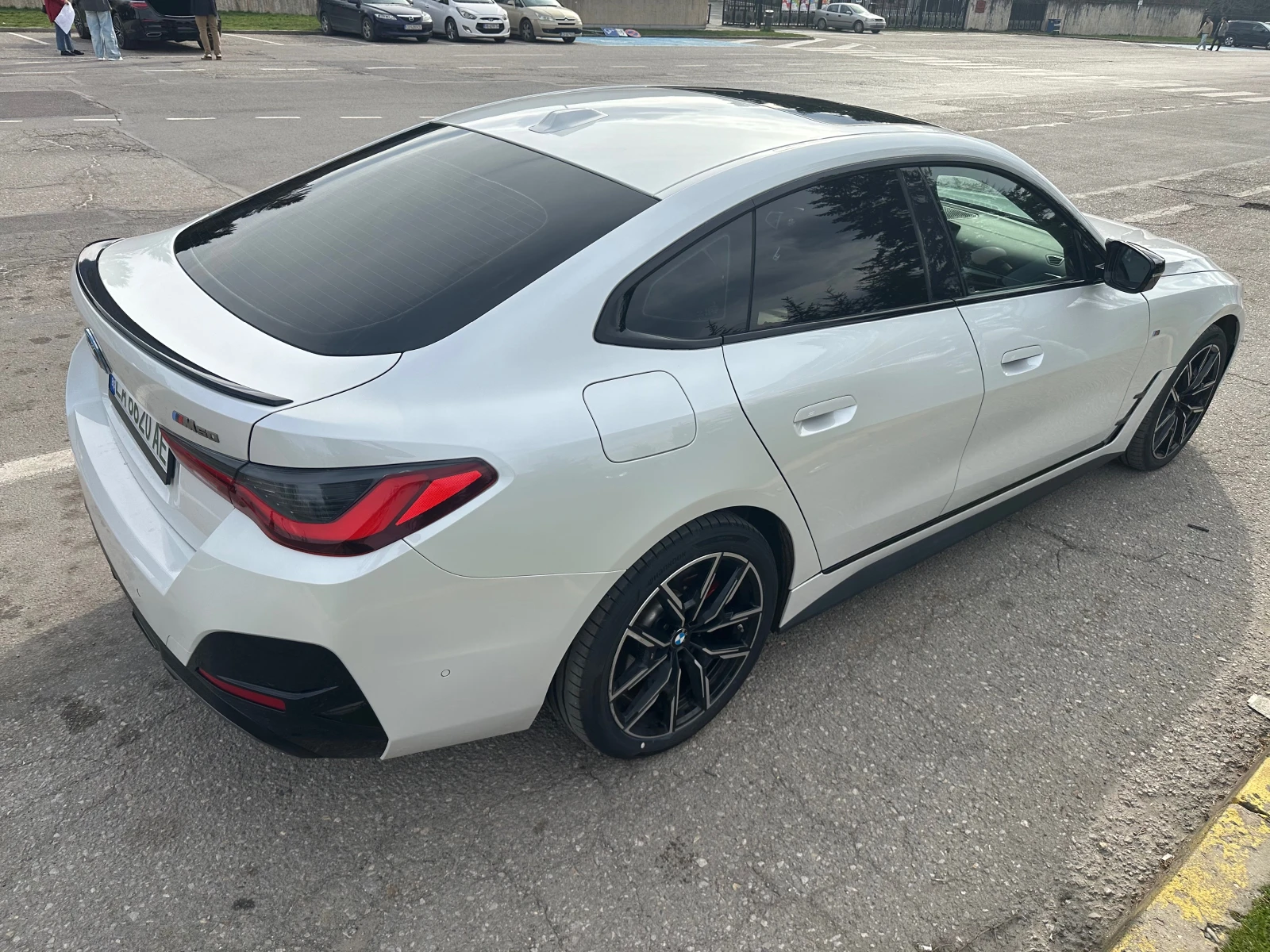 BMW i4 M50 Xdrive, снимка 8 - Автомобили и джипове - 54160840