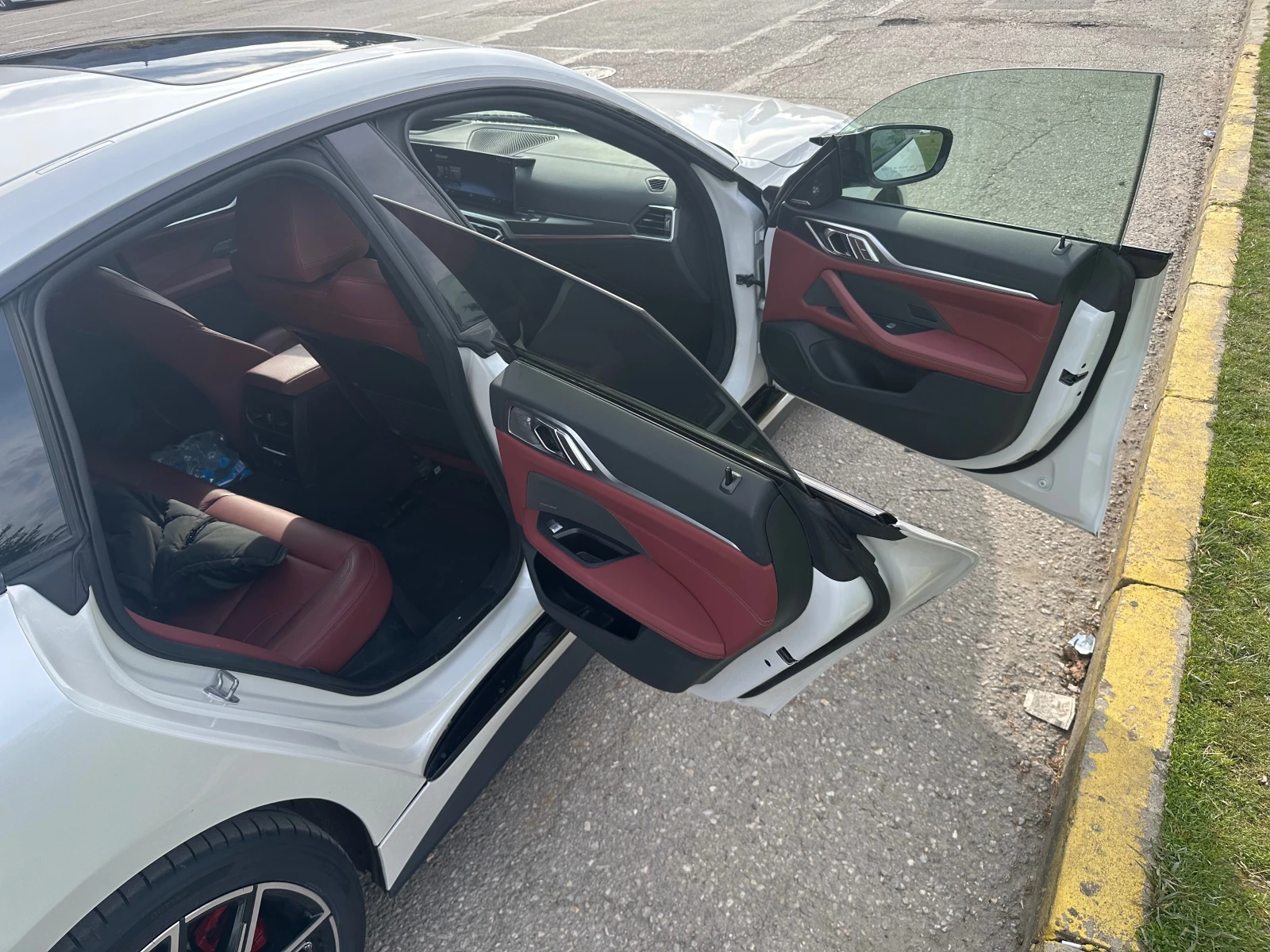 BMW i4 M50 Xdrive, снимка 13 - Автомобили и джипове - 54160840