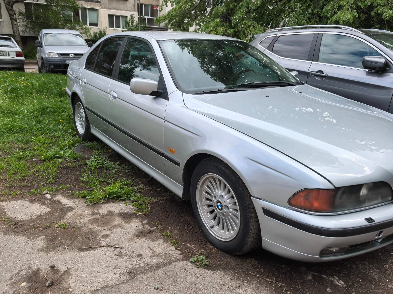BMW 523, снимка 3 - Автомобили и джипове - 54380105