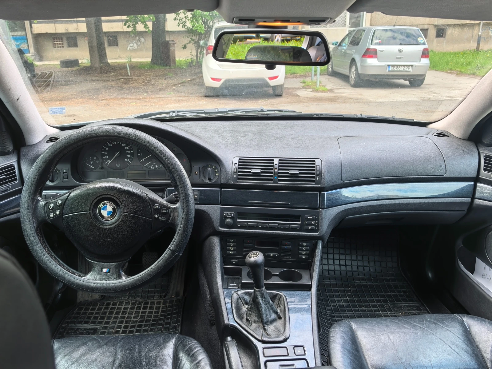 BMW 523, снимка 8 - Автомобили и джипове - 54380105