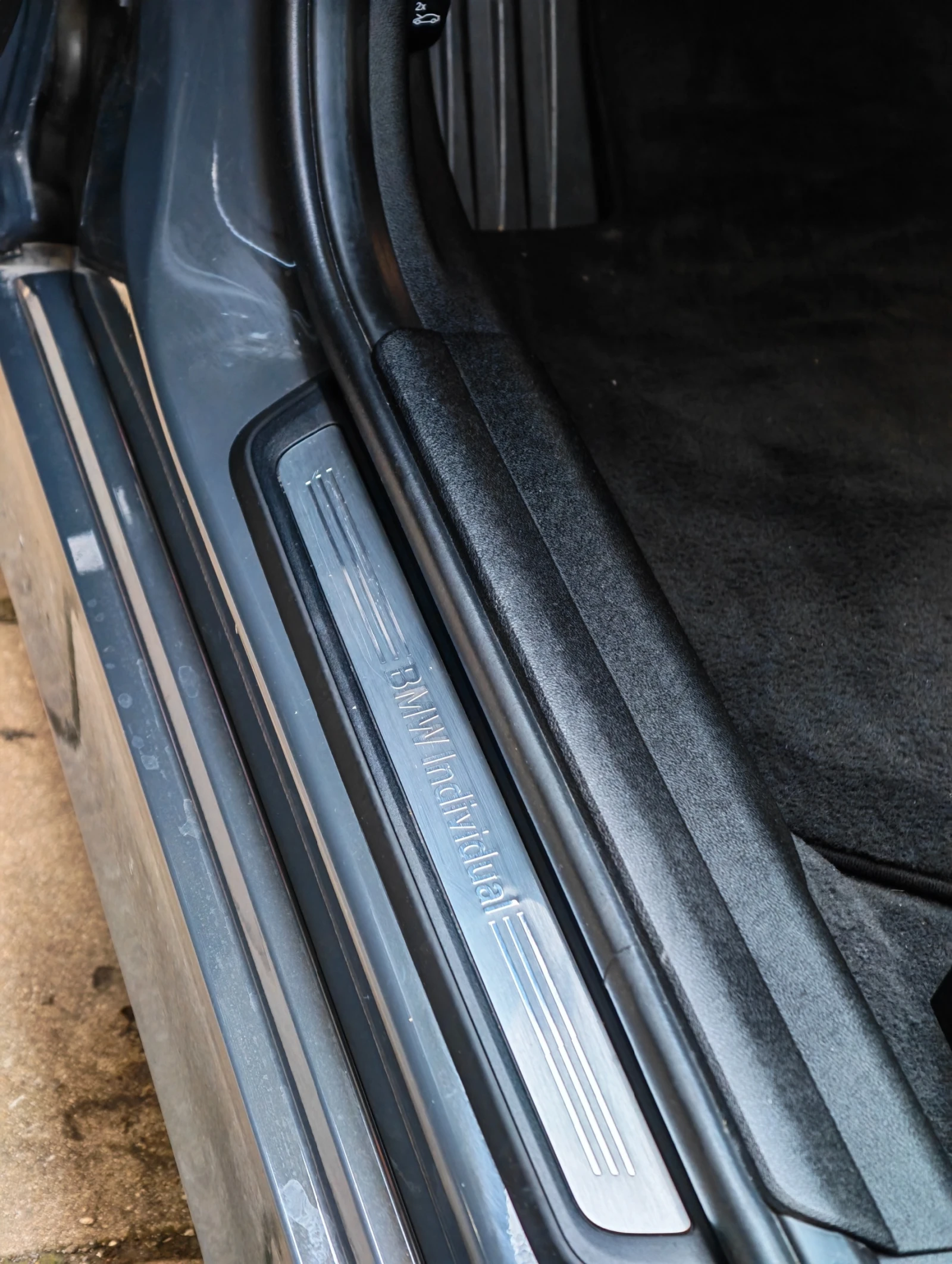 BMW 320 Individual/Лазер/360/Адаптив , снимка 9 - Автомобили и джипове - 54700960