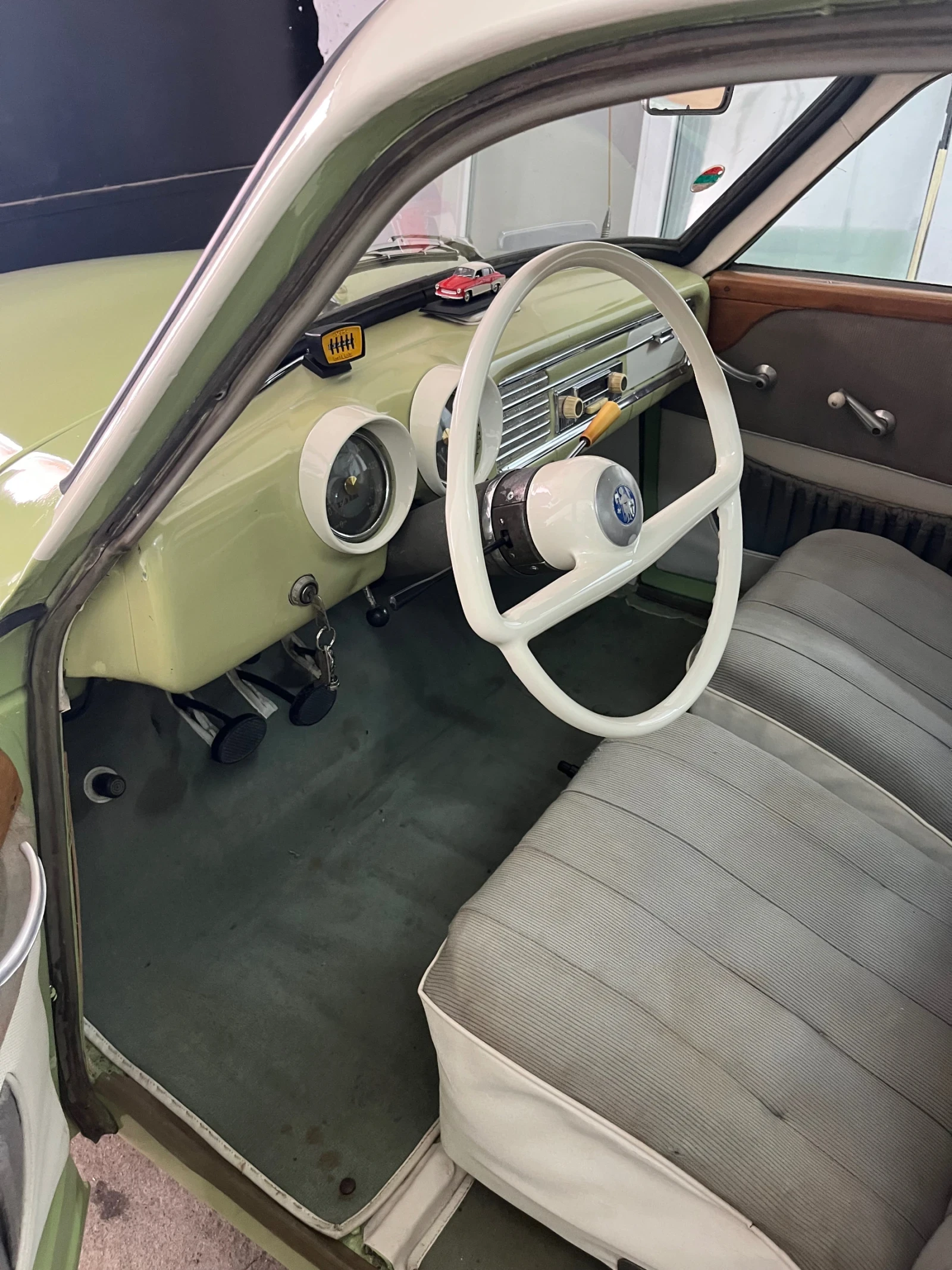 Wartburg 311 1000, снимка 11 - Автомобили и джипове - 55336797