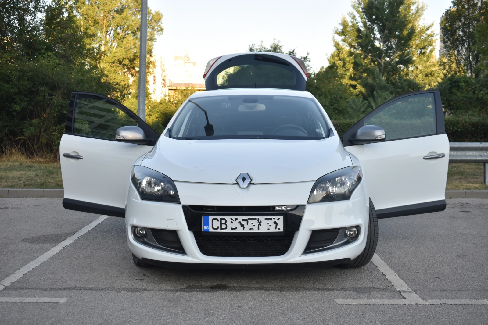 Renault Megane GT line -1.5 dCi, снимка 2 - Автомобили и джипове - 55505773