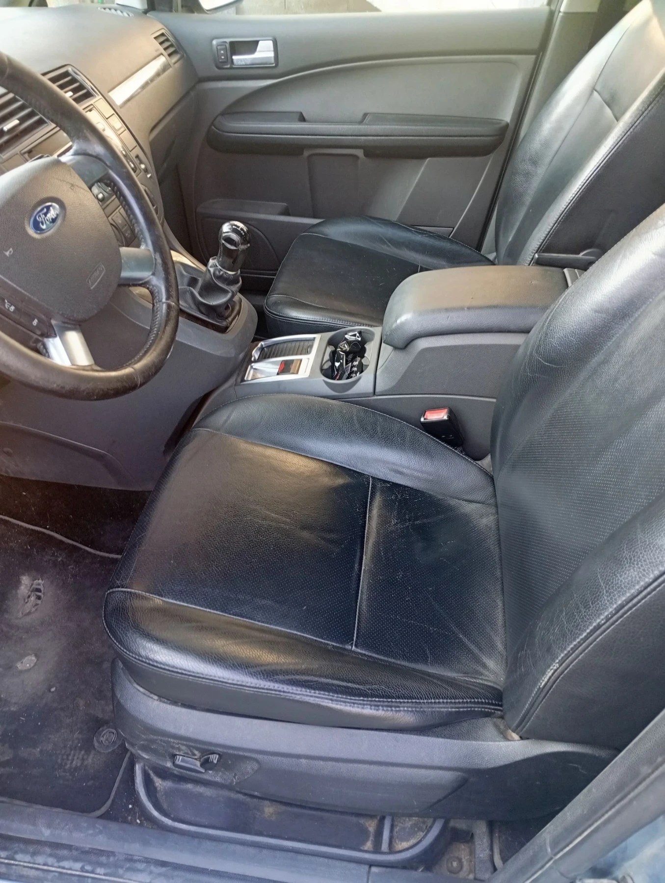 Ford C-max 1.6HDI Ghia, снимка 7 - Автомобили и джипове - 55804313