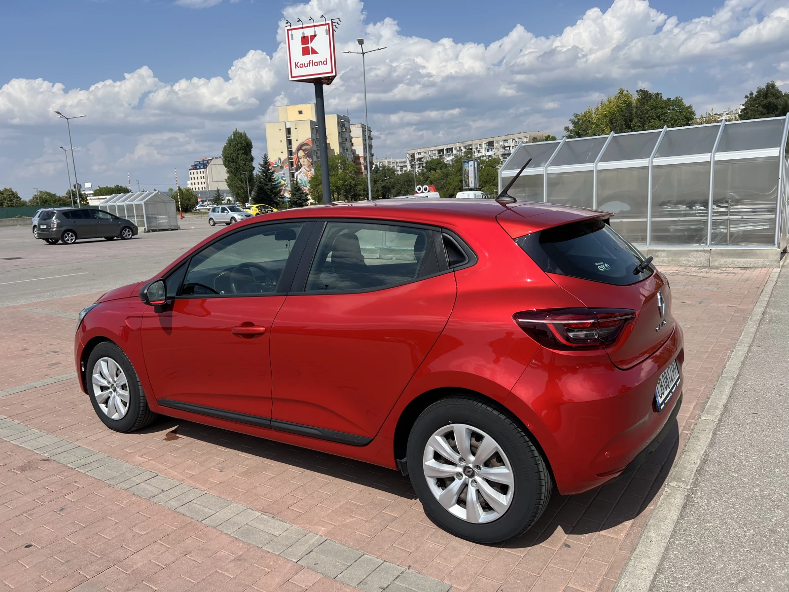 Renault Clio 5, снимка 3 - Автомобили и джипове - 55835421