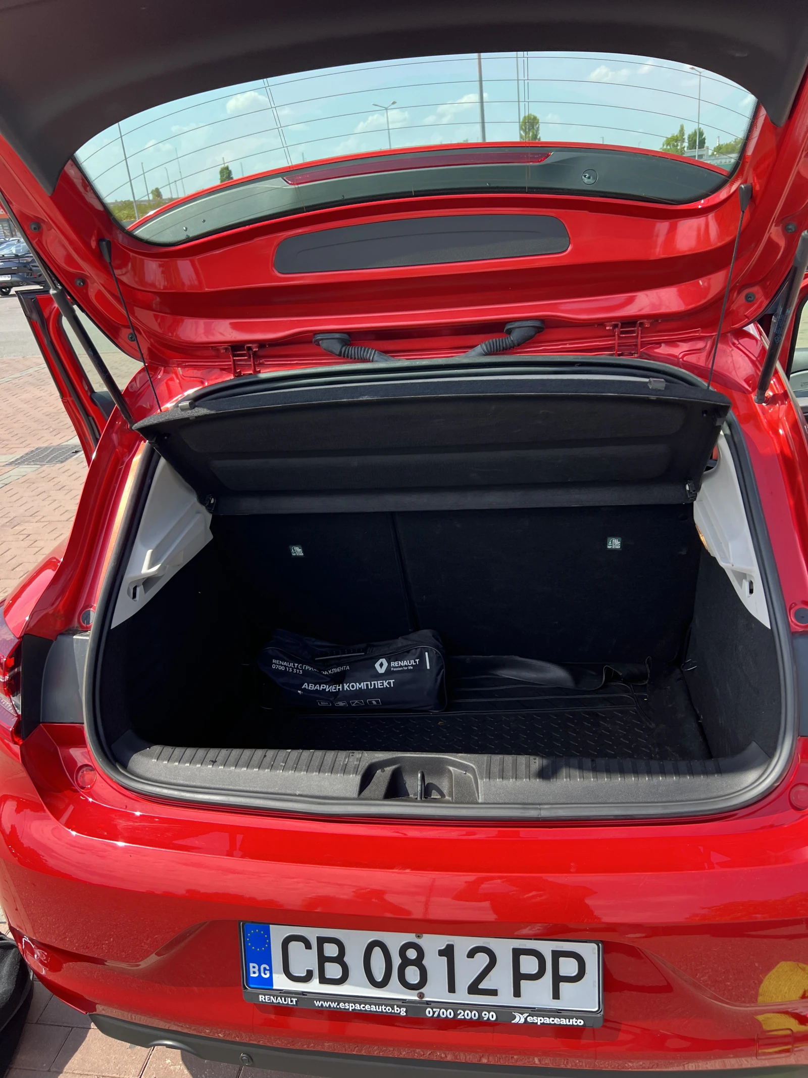 Renault Clio 5, снимка 15 - Автомобили и джипове - 55835421
