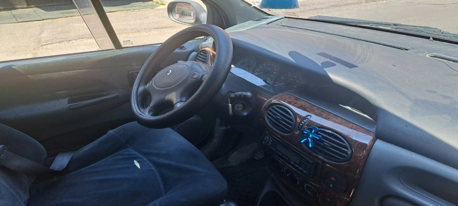 Renault Megane, снимка 3 - Автомобили и джипове - 55887547