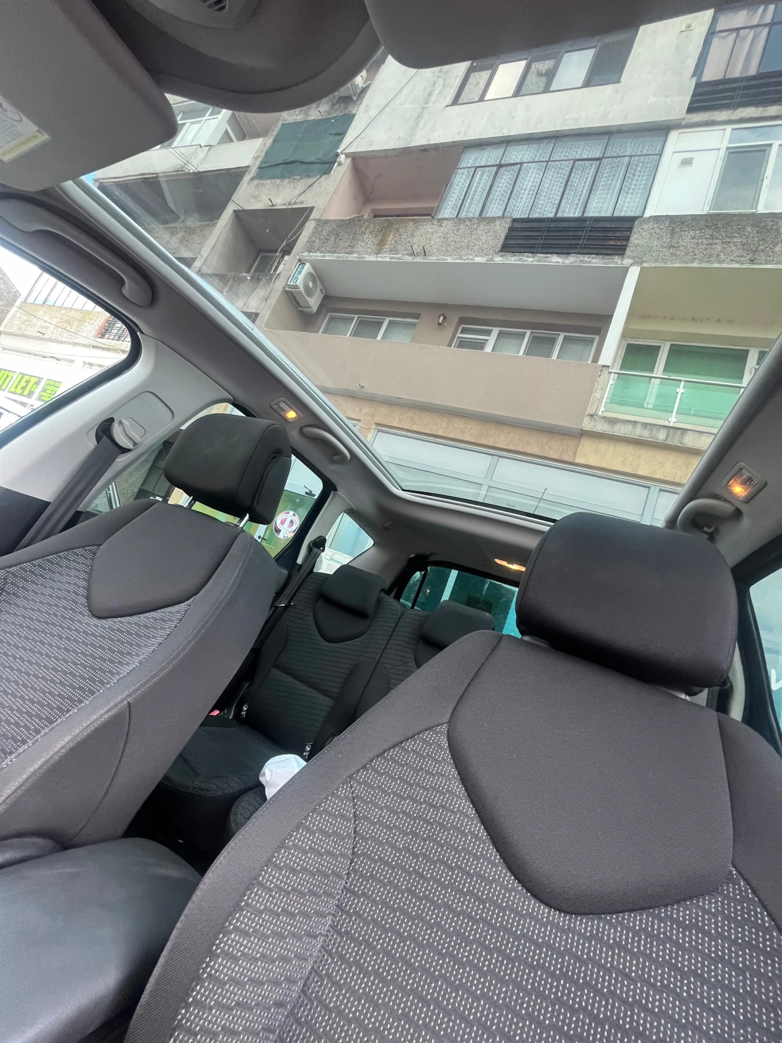 Peugeot 308 2.0 136, снимка 11 - Автомобили и джипове - 56057794