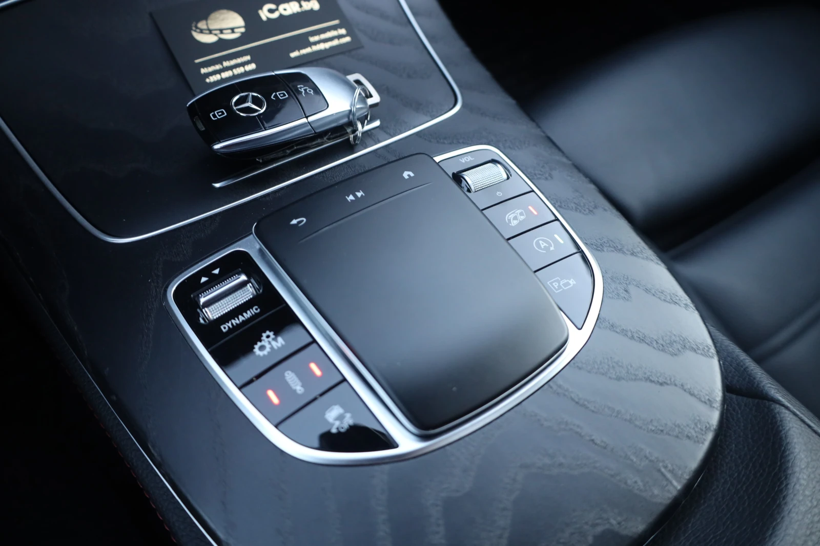Mercedes-Benz E 53 AMG 4Matic+ AIRMATIC Pano360 BURM Distr ILS #iCarbg, снимка 15 - Автомобили и джипове - 56268040