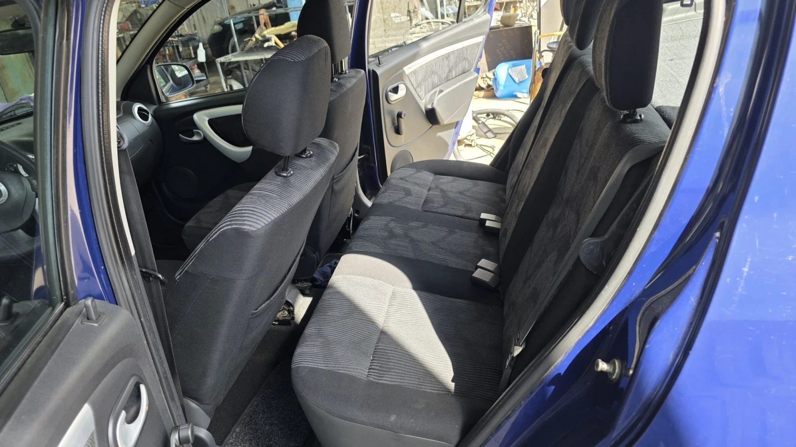 Dacia Sandero 1.4i ��� | Mobile.bg � ����������� 10