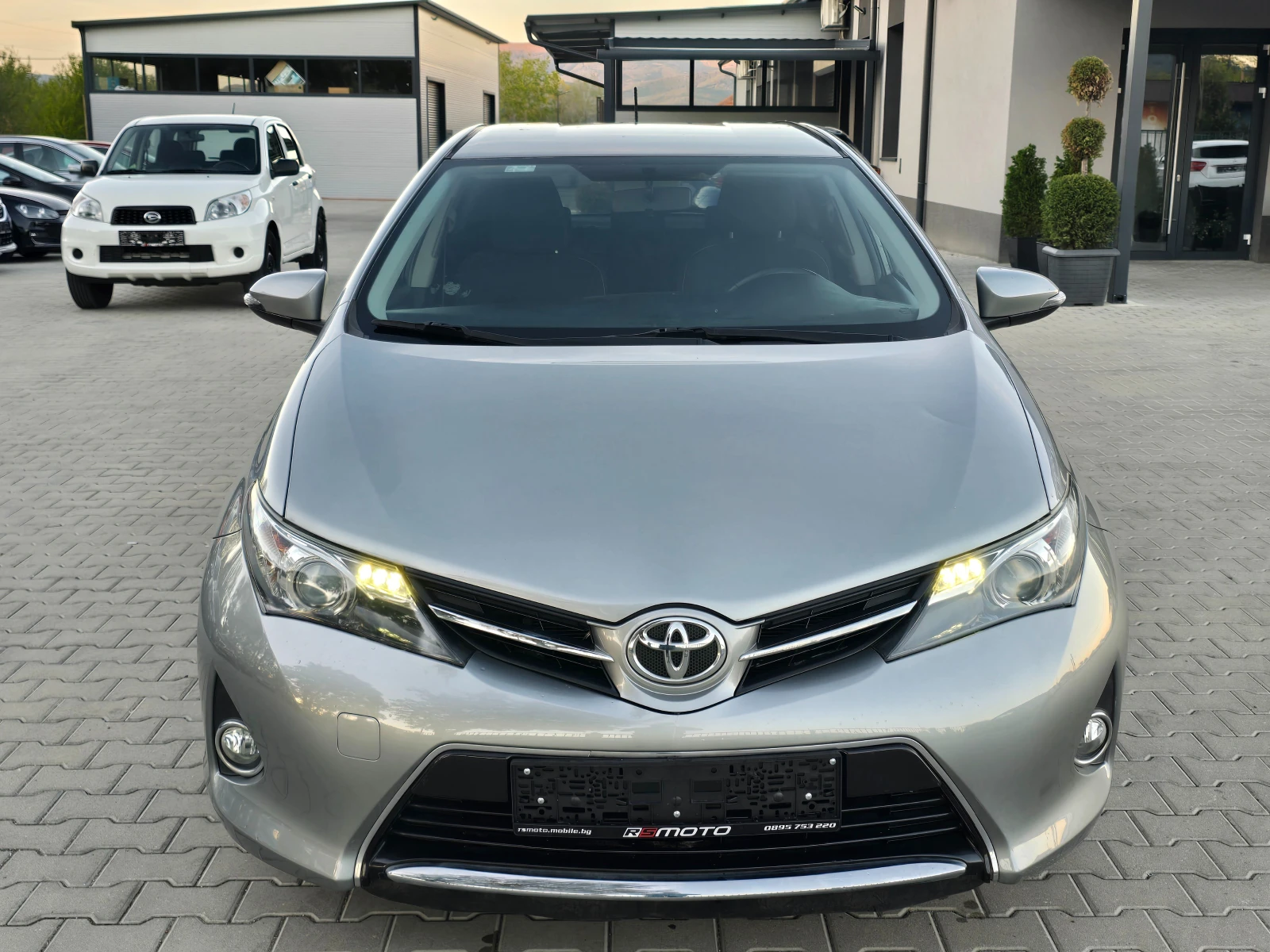 Toyota Auris 1.4 D4D, 90к.с., 132000км.!, снимка 8 - Автомобили и джипове - 56370641