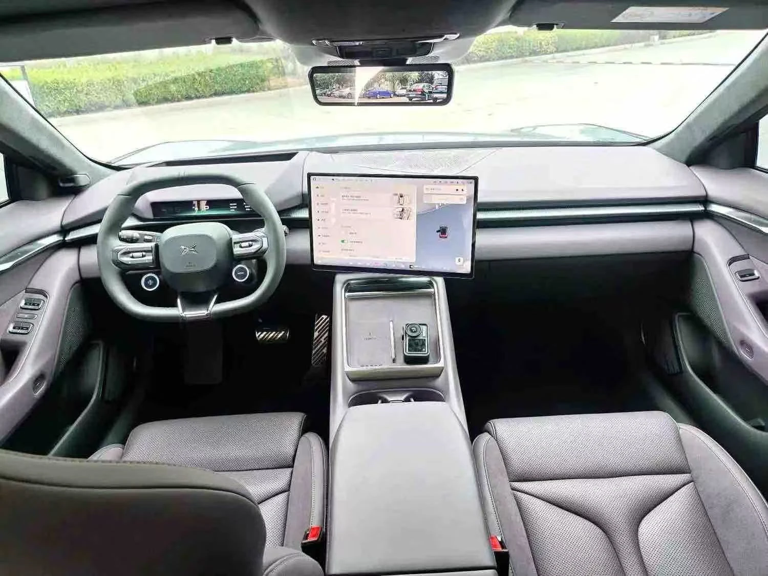 Xpeng P7  PENGYI ULTRA | 594 �.�. | AWD 4X4 | 92.2 kWh | Mobile.bg � ����������� 6