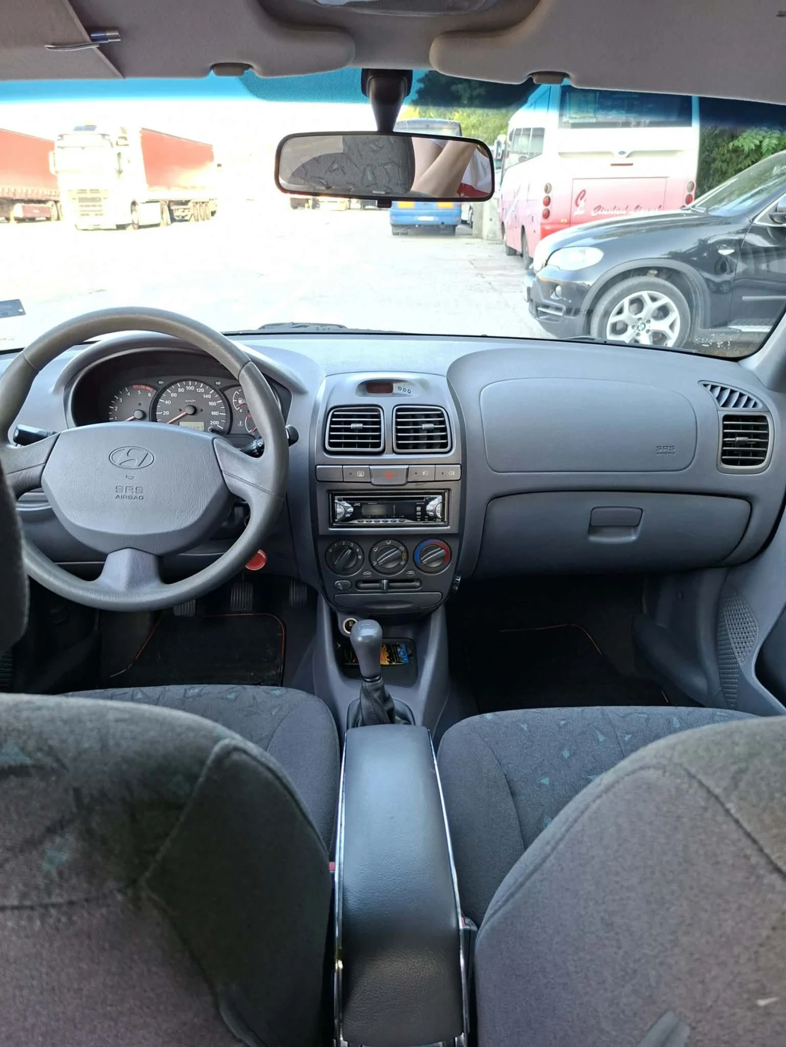 Hyundai Accent, снимка 5 - Автомобили и джипове - 56677536