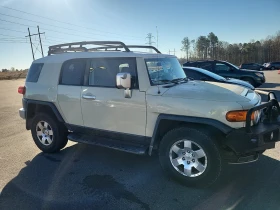 Toyota Fj cruiser 4x4 КРАЙНА ЦЕНА, снимка 3