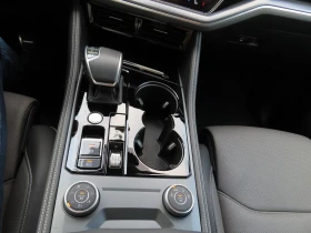 VW Touareg R-Line PA 3.0 V6 TDI SCR 4MOT - 144600 лв. / 73932.81 € - 34884668 11