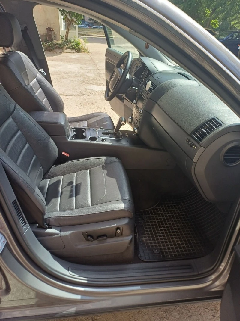 VW Touareg 3.0 V6 TDI Facelift, снимка 7 - Автомобили и джипове - 47098457