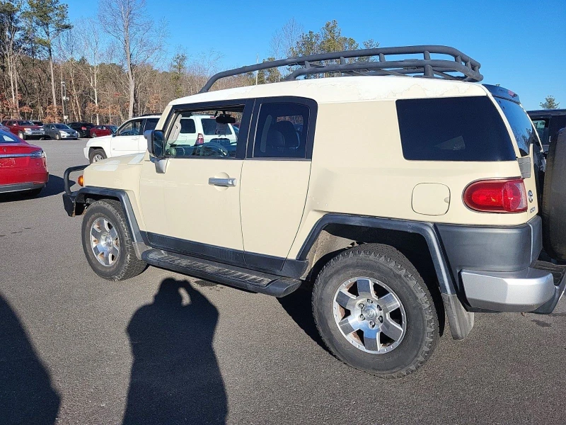 Toyota Fj cruiser 4x4 КРАЙНА ЦЕНА, снимка 4 - Автомобили и джипове - 48502310