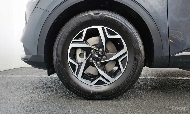 Kia Sportage, снимка 5 - Автомобили и джипове - 53010704