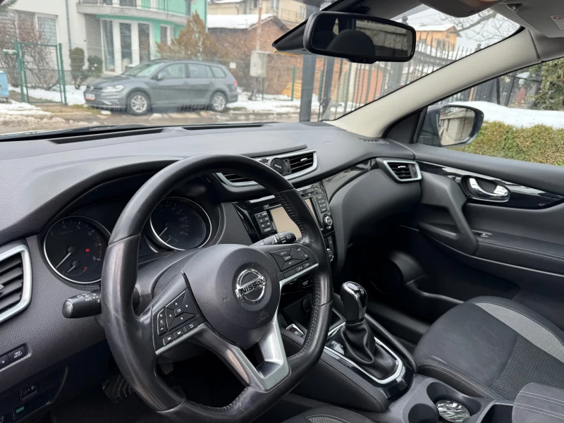 Nissan Qashqai N - Connecta 1.2 DIG-T, снимка 10 - Автомобили и джипове - 53583401