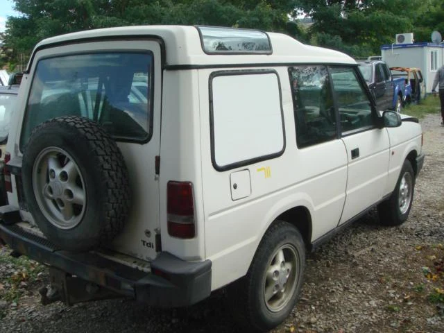 Land Rover Discovery 300TDI, снимка 4 - Автомобили и джипове - 46834376