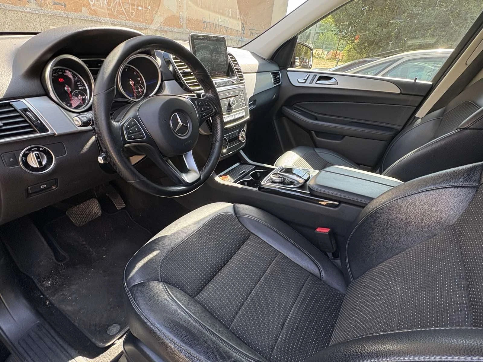 Mercedes-Benz GLE 250 4Matik - изображение 8