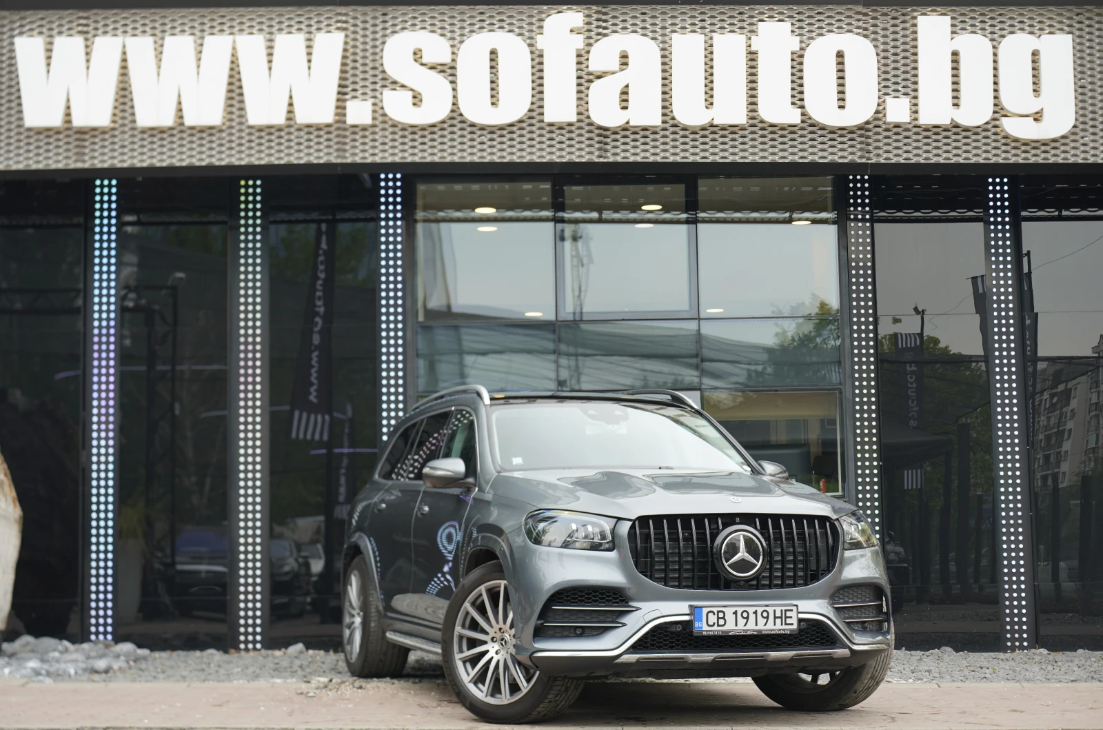 Mercedes-Benz GLS 400 4Matic AMG Line, снимка 3 - Автомобили и джипове - 52202458