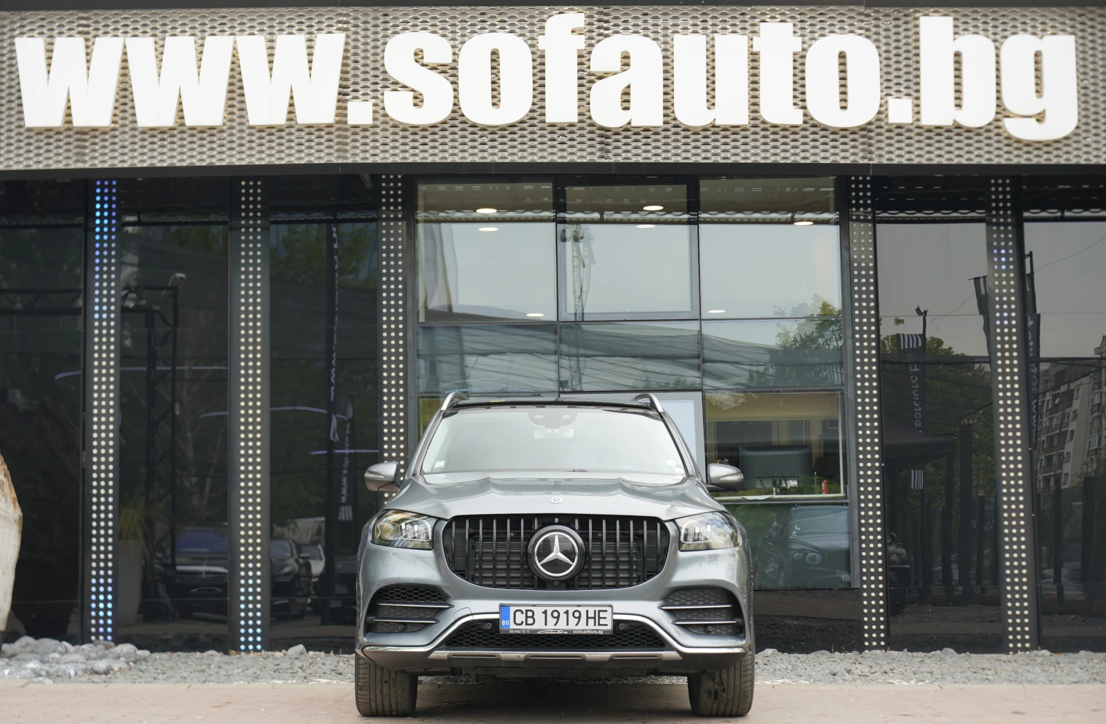 Mercedes-Benz GLS 400 4Matic AMG Line, снимка 2 - Автомобили и джипове - 52202458
