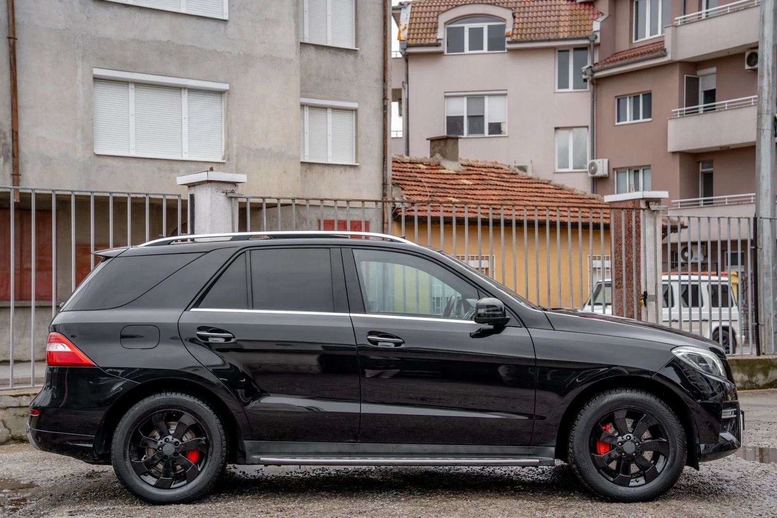 Mercedes-Benz ML 350 BlueTEC-AMG-PANORAMA-Keyless GO-HARMAN KARDON-FULL | Mobile.bg � ����������� 7