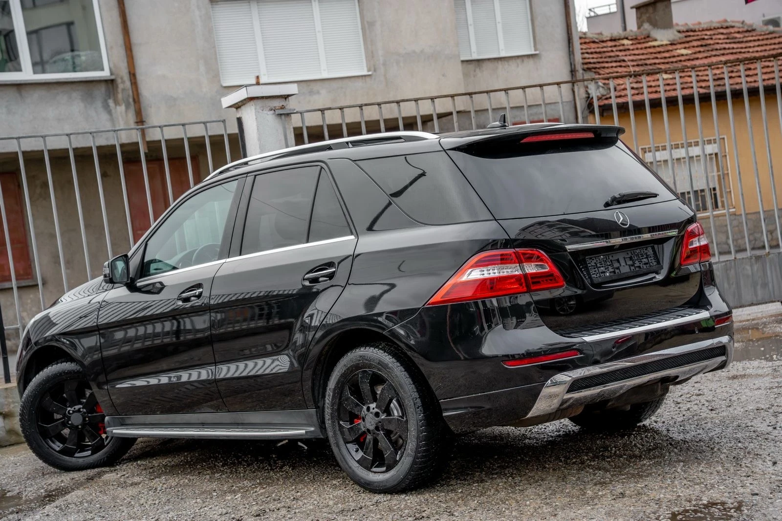Mercedes-Benz ML 350 BlueTEC-AMG-PANORAMA-Keyless GO-HARMAN KARDON-FULL | Mobile.bg � ����������� 5