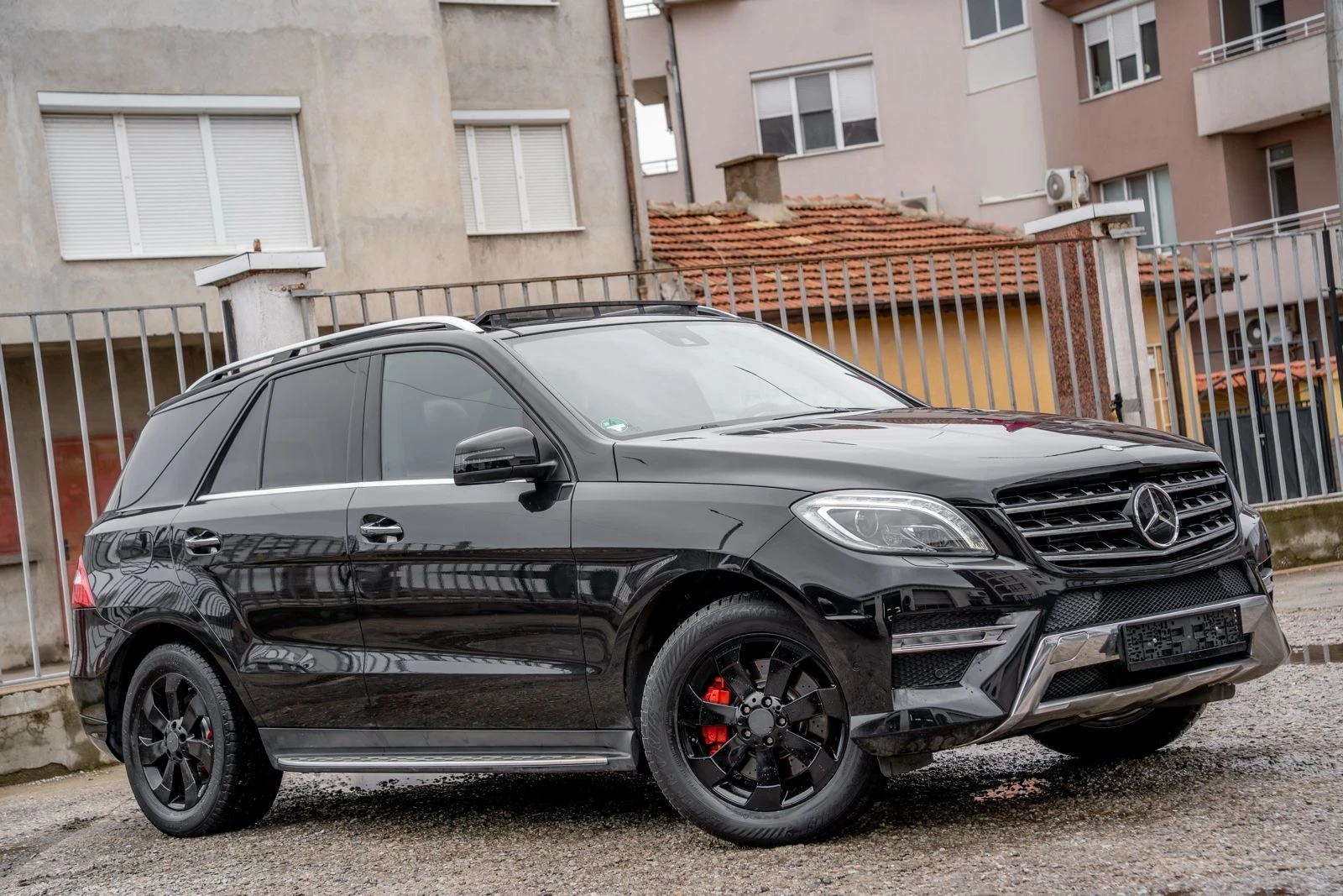 Mercedes-Benz ML 350 BlueTEC-AMG-PANORAMA-Keyless GO-HARMAN KARDON-FULL | Mobile.bg � ����������� 1