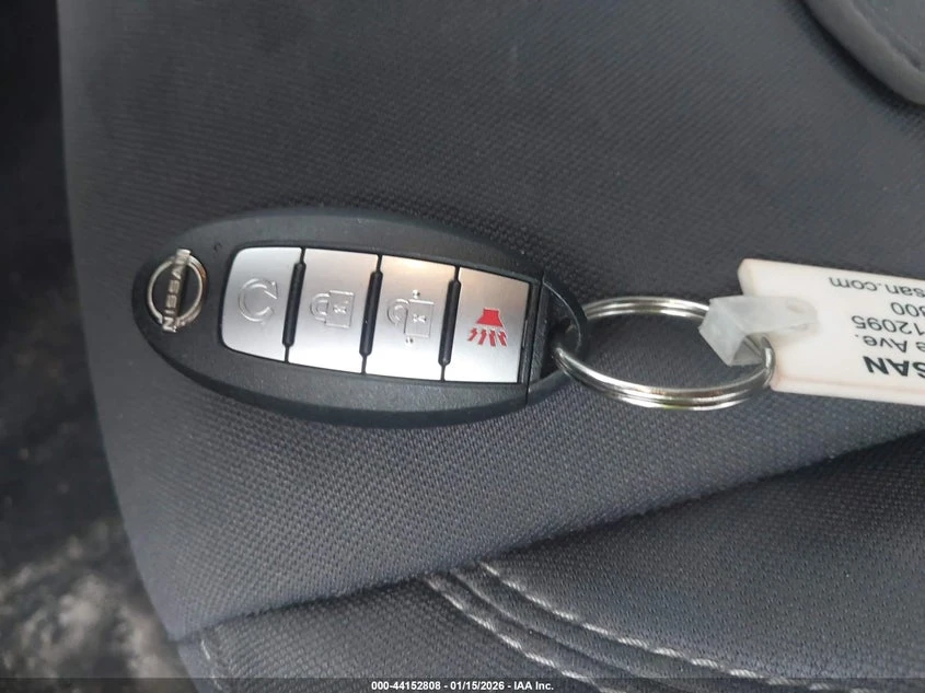 Nissan Frontier 3.8l Long Bed Sv 4X4, снимка 11 - Автомобили и джипове - 53862960