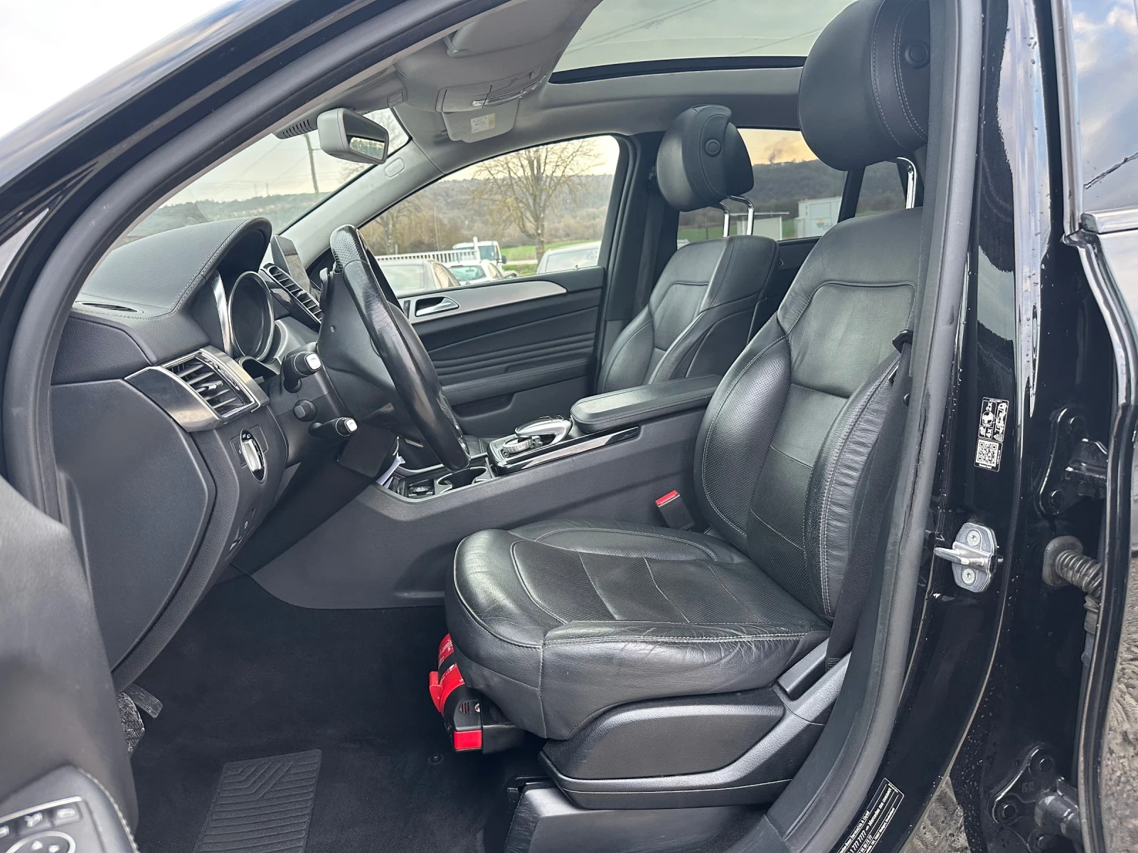 Mercedes-Benz GLE 350 350CDI AMG FULL, снимка 11 - Автомобили и джипове - 54034296