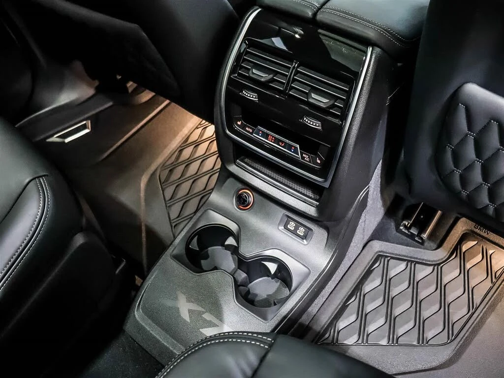 BMW X7 ALPINA XB7 Individual * АвтоКредит* ЦЕНА ДО БГ, снимка 15 - Автомобили и джипове - 54152098