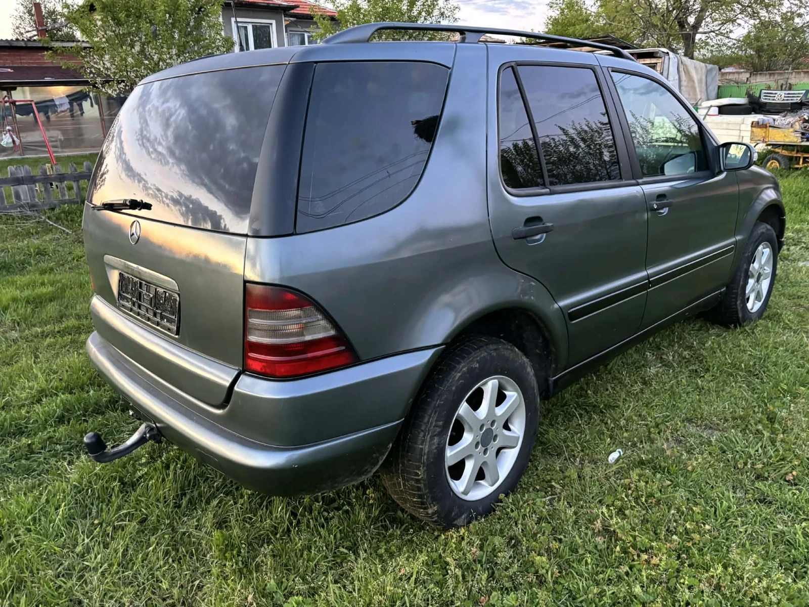 Mercedes-Benz ML 270, снимка 4 - Автомобили и джипове - 54362032