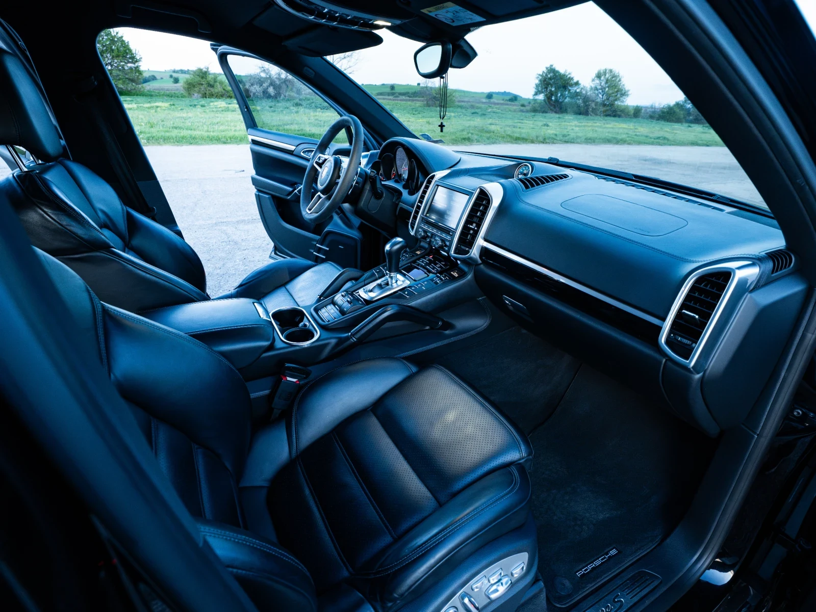 Porsche Cayenne 4.2 S/ GTS PACK, снимка 11 - Автомобили и джипове - 54497438