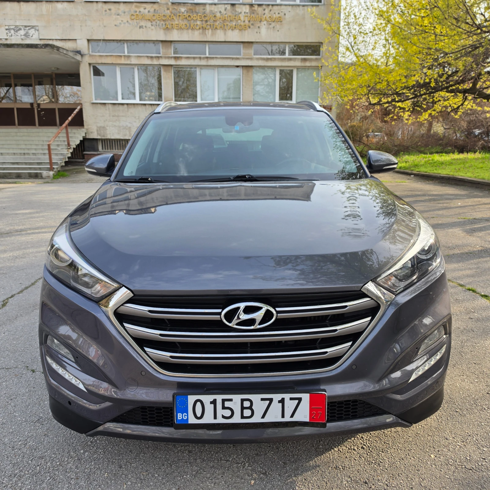 Hyundai Tucson 1.7CRDI FULL, снимка 6 - Автомобили и джипове - 54623773