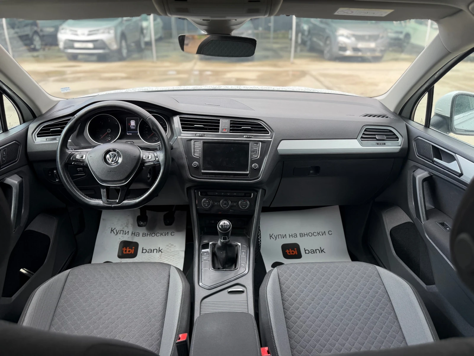 VW Tiguan 1.6 TDI ЛИЗИНГ, снимка 10 - Автомобили и джипове - 54774409