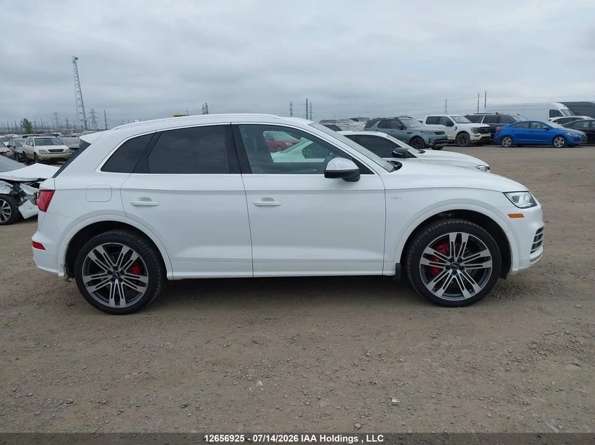 Audi SQ5 TECHNIK Автокредит Цена до България, снимка 8 - Автомобили и джипове - 55463029