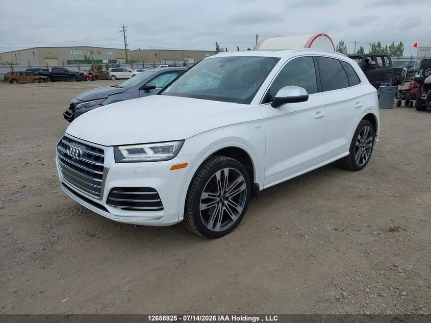 Audi SQ5 TECHNIK Автокредит Цена до България