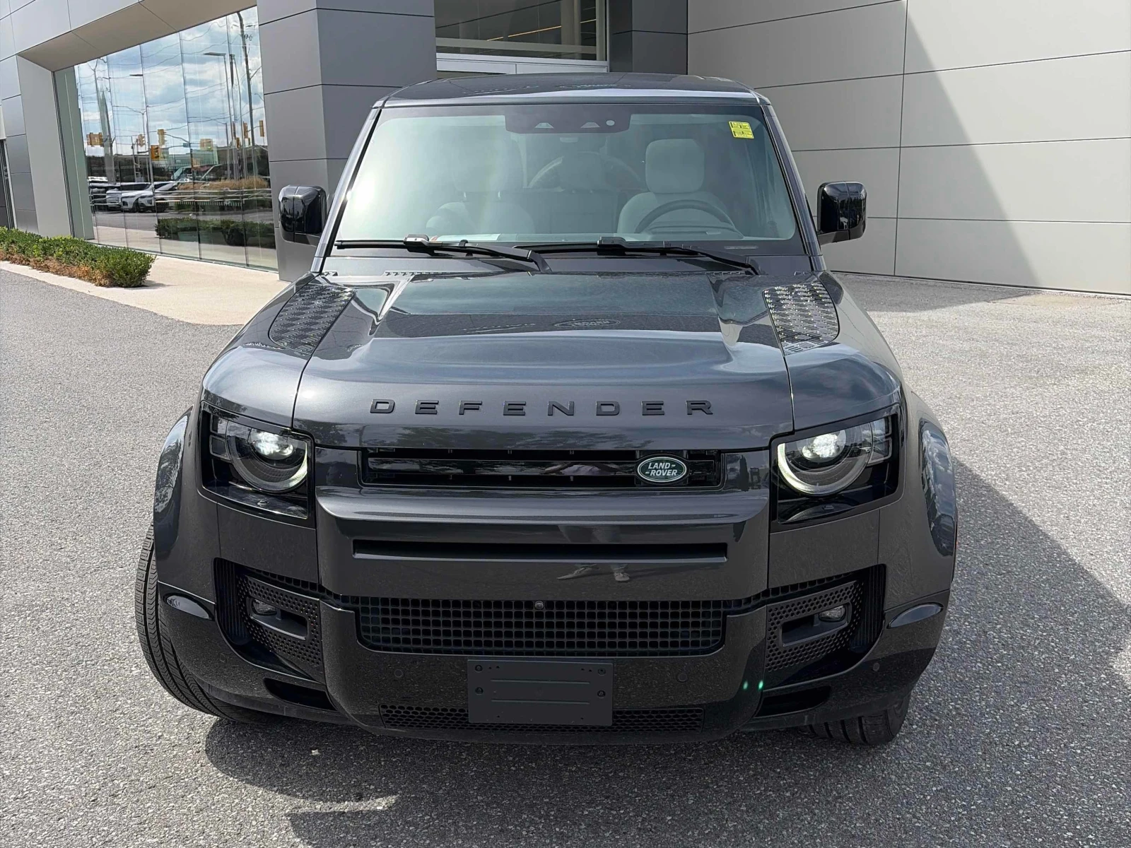 Land Rover Defender * 110 P500 X Dynamic SE* АВТОКРЕДИТ * , снимка 6 - Автомобили и джипове - 55803699