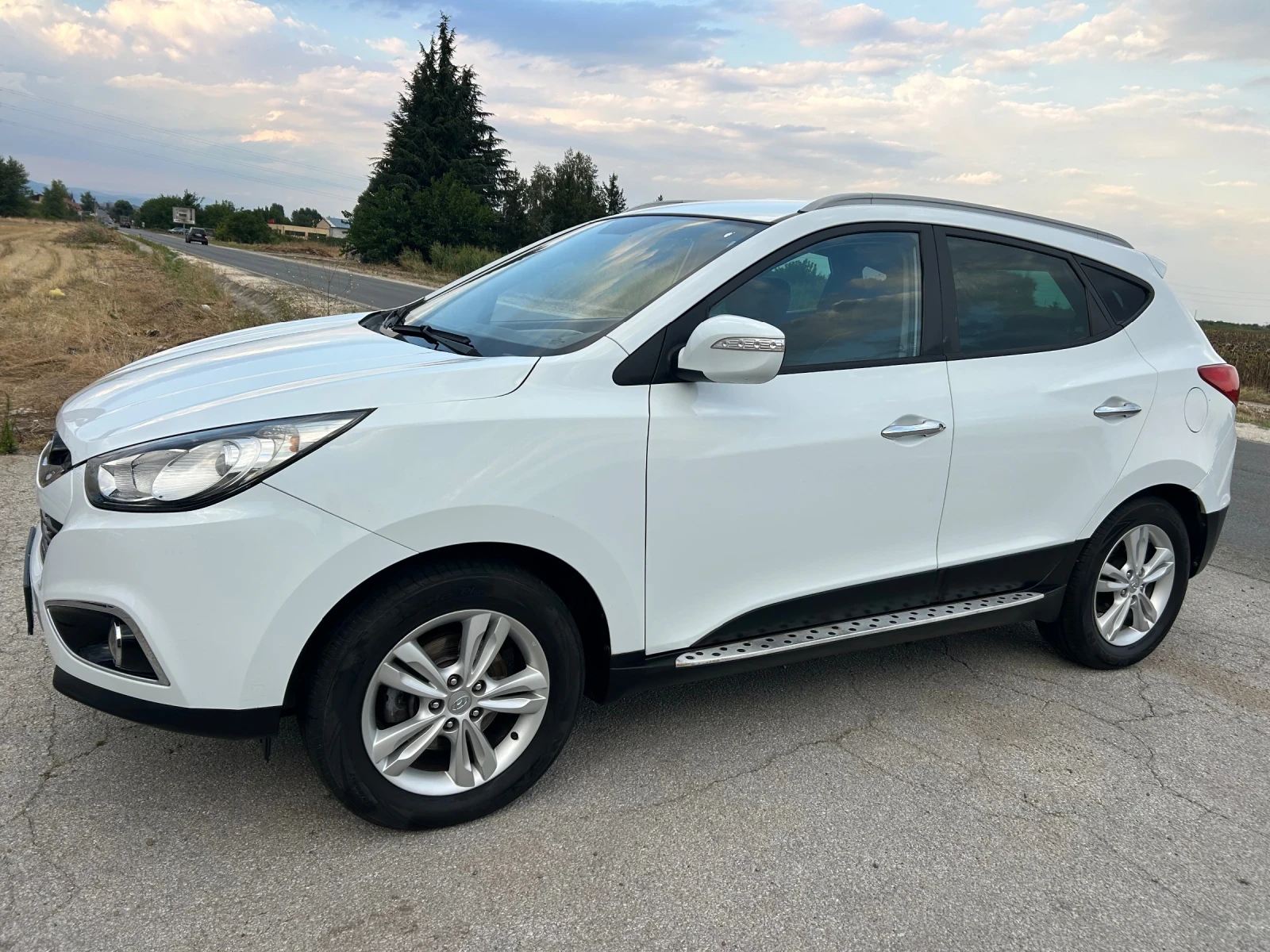 Hyundai IX35 2.0 CRDi, снимка 5 - Автомобили и джипове - 55860115