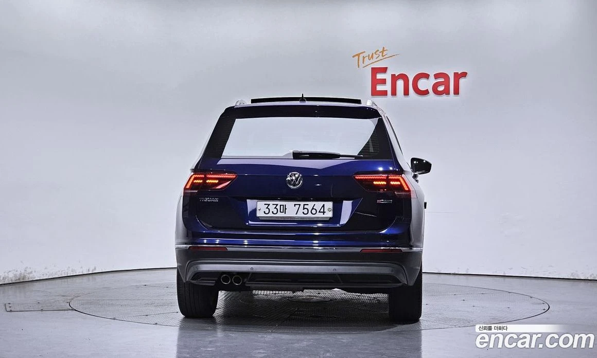 VW Tiguan 2.0 TDI 4Motion Prestige, снимка 4 - Автомобили и джипове - 56122253