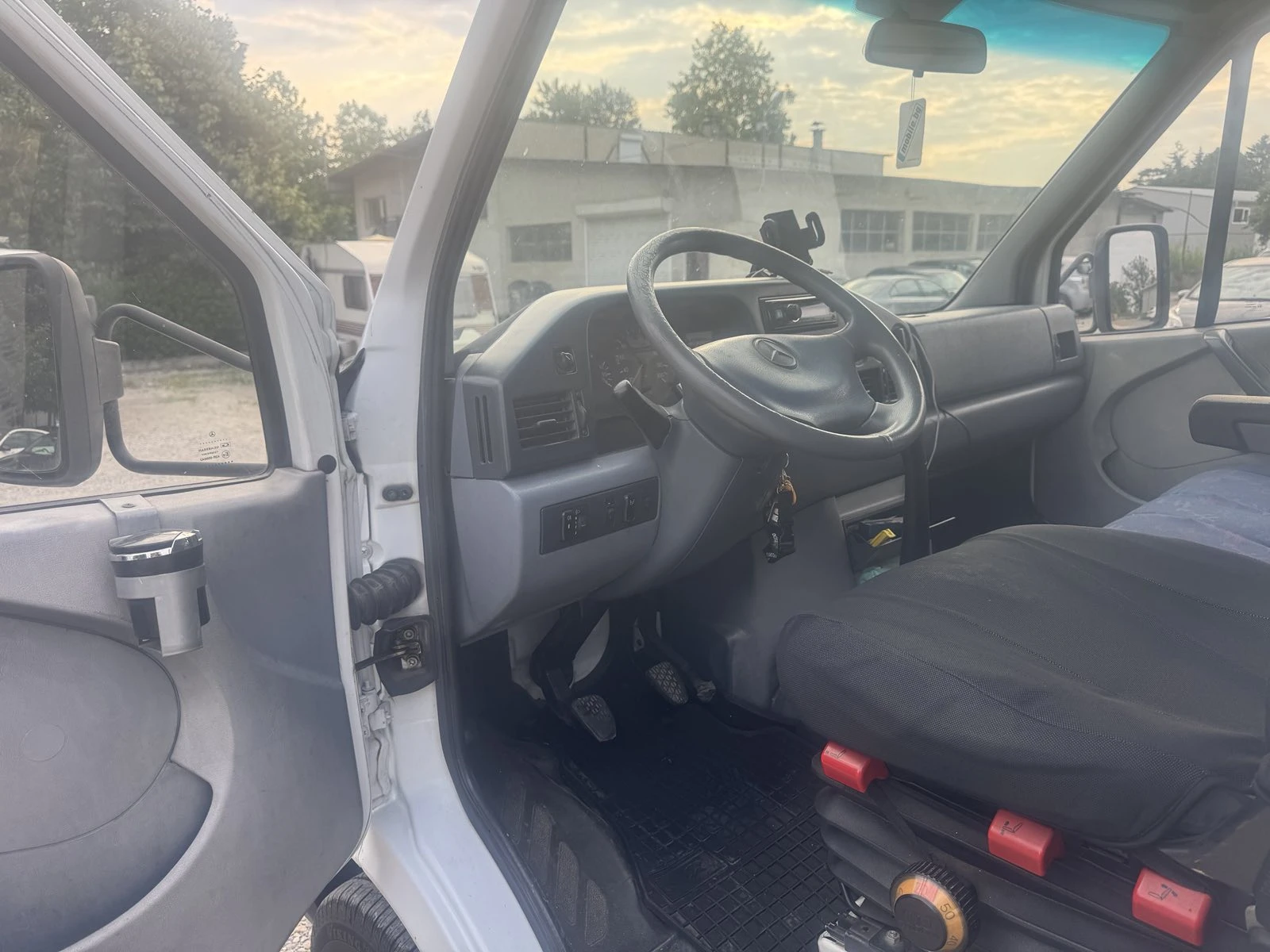 Mercedes-Benz Sprinter 2.9D/Пътна помощ/Климатик/ - изображение 9