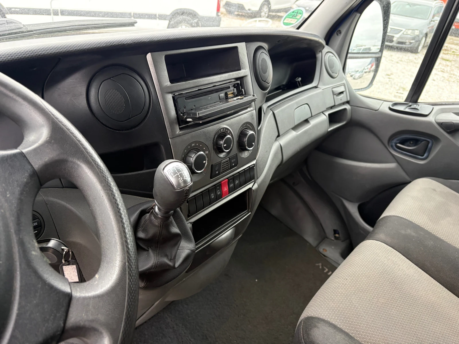 Iveco Daily 35 S 17, снимка 11 - Бусове и автобуси - 53959328