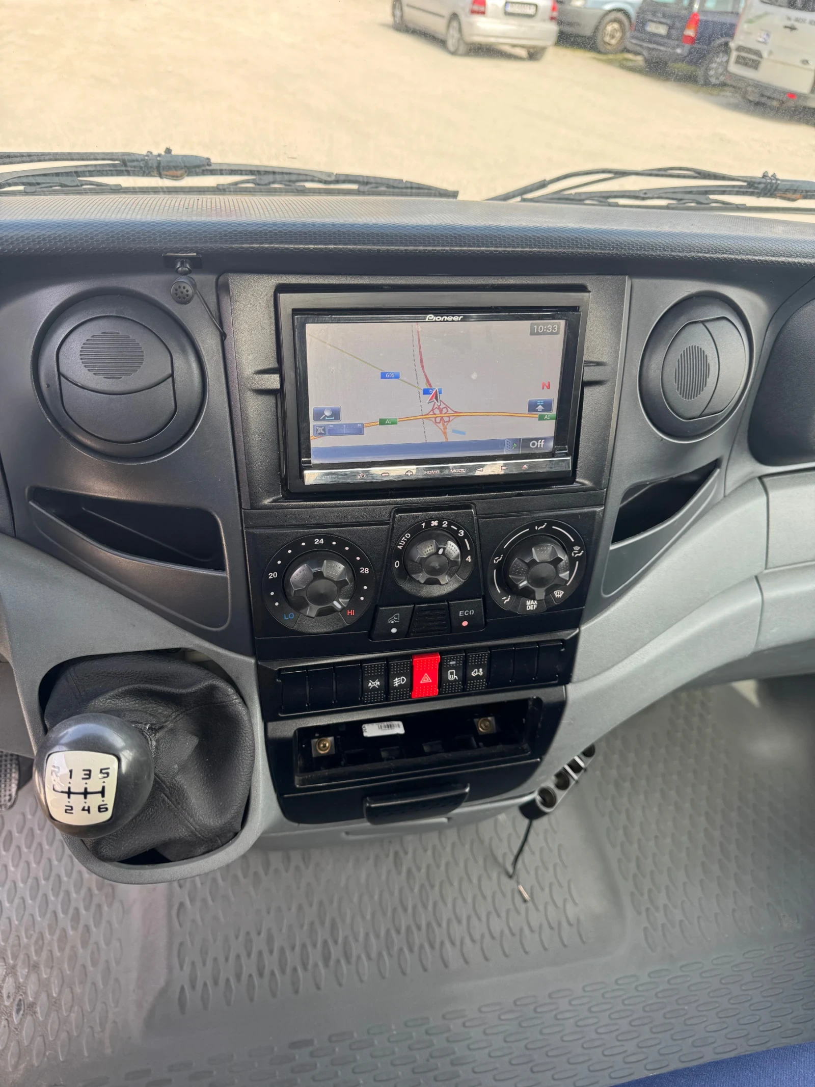 Iveco Daily 40180 3.0, снимка 8 - Бусове и автобуси - 54192621